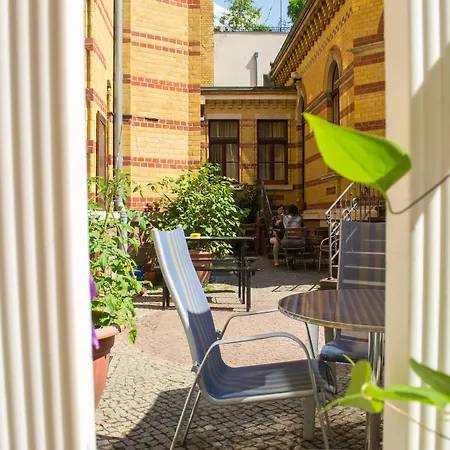 Gwuni Mopera Aparthotel