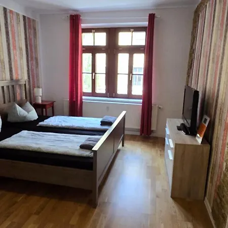 Gwuni Mopera 3* Leipzig
