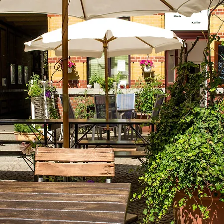 Gwuni Mopera Bar Restaurant Fruehstueck Lipsk