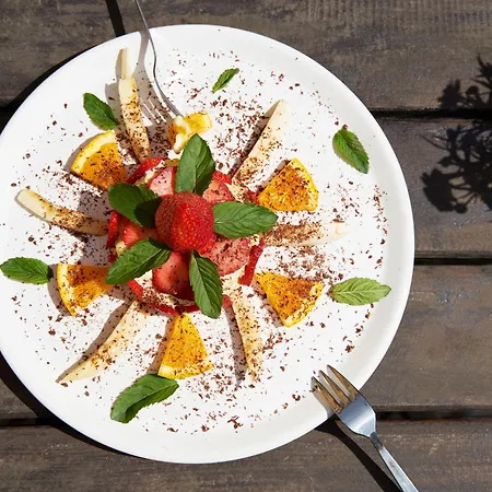 Gwuni Mopera 3* Leipzig