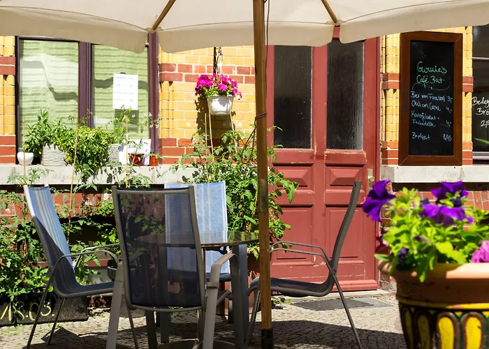 شقة فندقية Gwuni Mopera Bar Restaurant Fruehstueck 3*